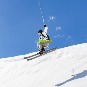 中国篮球新星张博源获NCAA一级名校伊利诺伊大学录取通知 迈向美国大学篮坛新征程