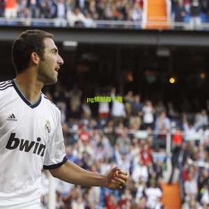 巴萨主场新篇，蒙锥克球场改造竣工，迎战西甲欧冠关键战役